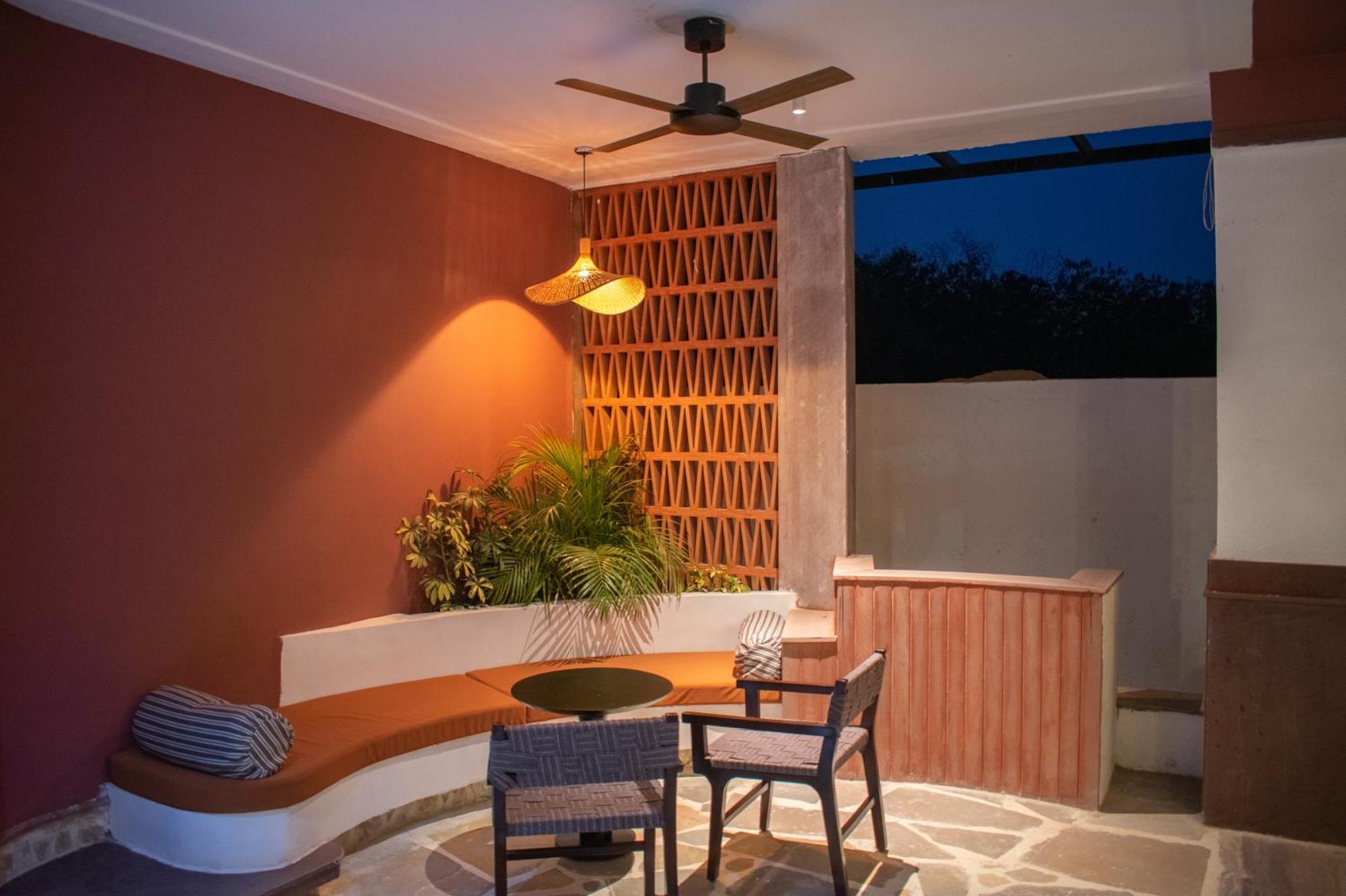 Casa Blanca Lakecity Udaipur Ngoại thất bức ảnh